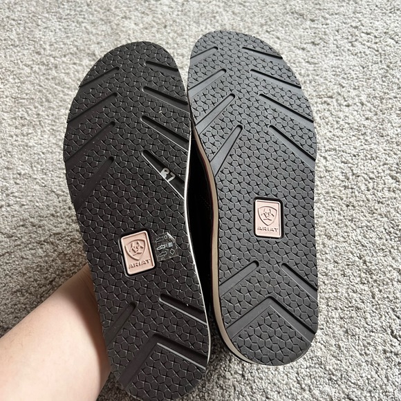 New Ariat Women’s Size 8 Metallic Bronze Steerhead Cruiser Shoe Flats 10042524 - Picture 4 of 5